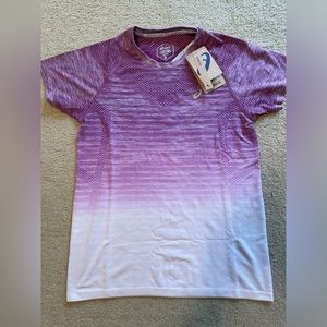 Women’s Asics Seamless Short Sleeve size small. Color purple.